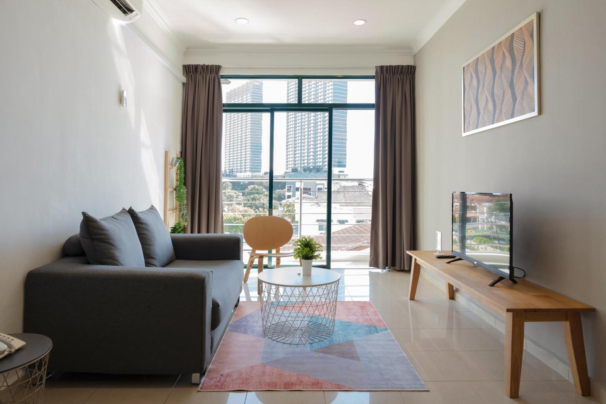 Golden View Serviced Apartments Tanjung Tokong Екстер'єр фото