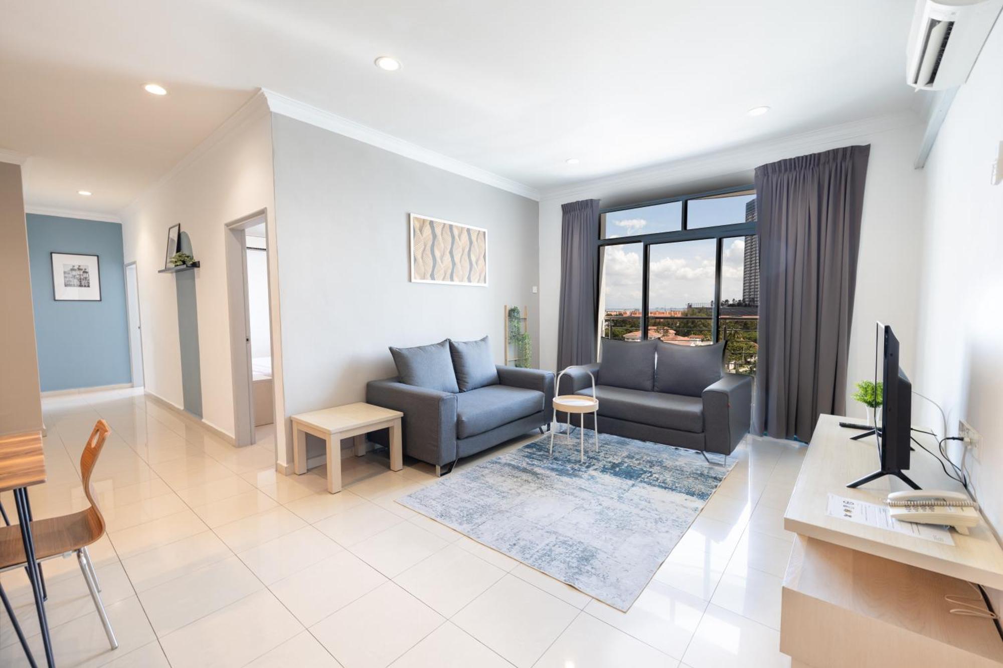 Golden View Serviced Apartments Tanjung Tokong Екстер'єр фото